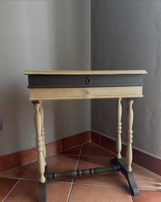 Mobile portaoggetti multiuso in legno