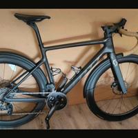Scott Addict rc10 Sram Rival axs 12v