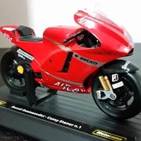 modellino moto GP Ducati Desmosedici