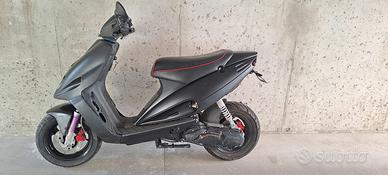 Malaguti phantom f12- 50 cc LC twin disk