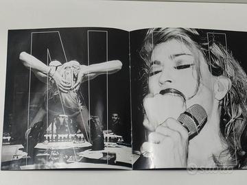 MDNA Madonna World Tour DVD