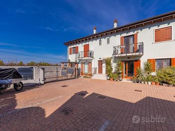 2 LOCALI A VILLAFRANCA DI VERONA
