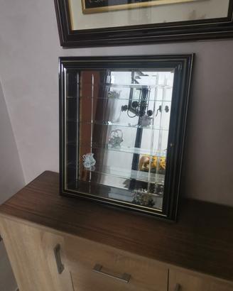 Bacheca in legno nero e vetro 