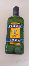 BECHEROVKA KARLOVARSKA VODKA CECOSLOVACCA 35 ml