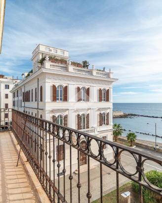 2 LOCALI A CIVITAVECCHIA