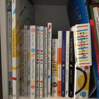 Libri e giochi di Tullet e non solo..NUOVI!!!