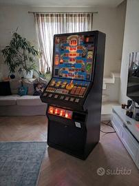 Slot Machine modello Down Town di Bell-Fruit
