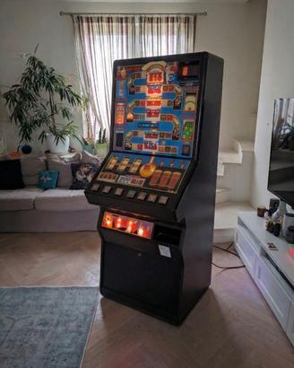 Slot Machine modello Down Town di Bell-Fruit