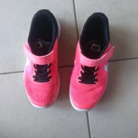 Scarpe Nike bimba n. 31