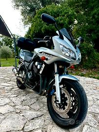 Yamaha fzs 600 fazer