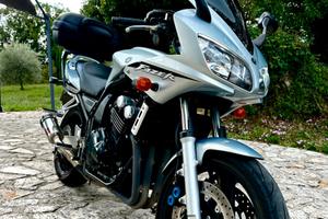 Yamaha fzs 600 fazer