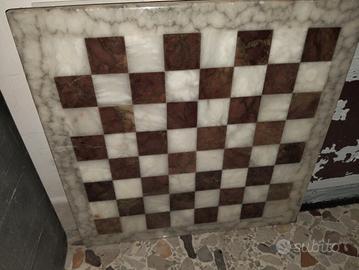 scacchiera in marmo 