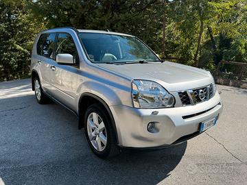 Nissan xtrail  4x4