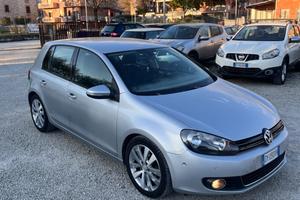 Volkswagen Golf 6 2.0 TDI 110CV PERFETTA NEOPATENT