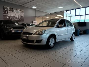 Ford Fiesta Benzina/GPL Manuale