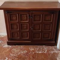 mobile ingresso in legno
