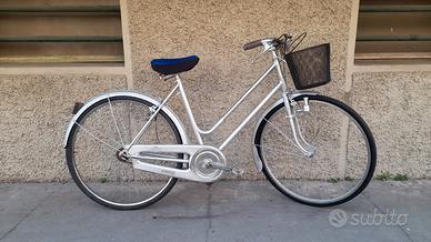 2 bici donna ragazza 26 con cestino pronte all'uso