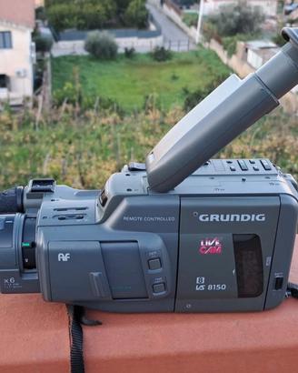 Videocamera video8 Grundig VS 8150.