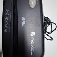 tritura documenti funzionante per fogli A4