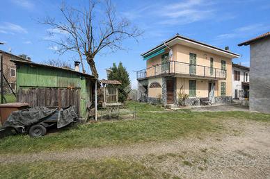 CASA SEMINDIPENDENTE A MONTALDO BORMIDA