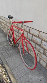 bicicletta fixed single speed Rossa originale 