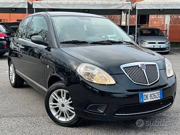 Lancia Ypsilon 1.4 Platino