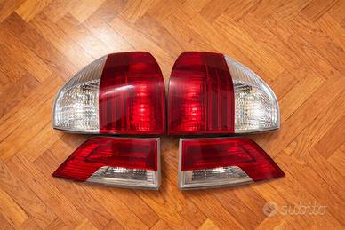 Fanali posteriori BMW X3 E83 restyling ORIGINALI