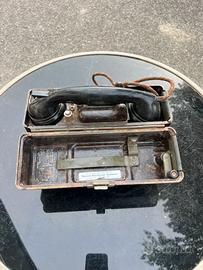 Telefono da campo tedesco in bachelite dopo second