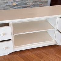 Mobile Tv  shabby chic