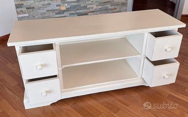 Mobile Tv  shabby chic