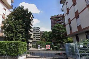 Box / Garage di 12 m² a Milano