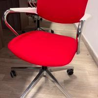 SEDIA DA UFFICIO GIREVOLE ROSSA