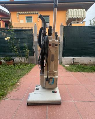 Aspirapolvere professionale Lindhaus