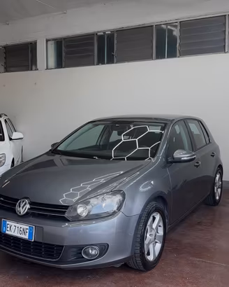 Volkswagen Golf 1.6 TDI DPF 5p. Highline