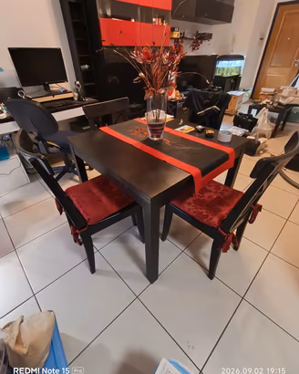  Tavolo Ikea nero Bjursta + 4 sedie