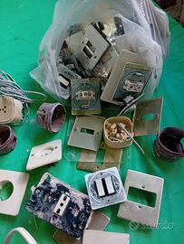 materiale elettrico vintage Vato