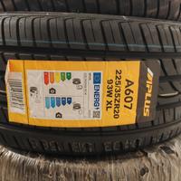 gomme 225/35 20