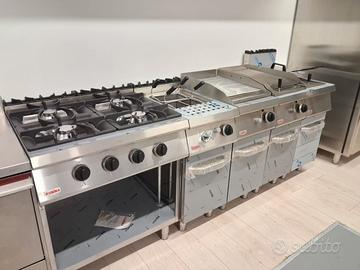 Cucina completa a gas ristorante