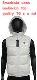 Smanicato Moncler e Blauer