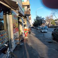 Pizzeria taglio tavola calda kebab