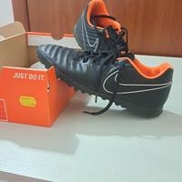 Scarpe calcetto 42,5 Nike Tiempo X