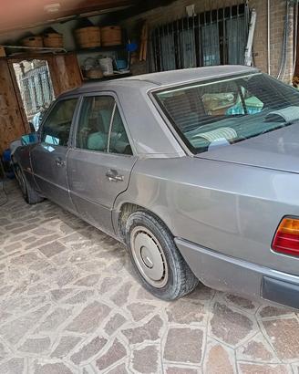 Mercedes 200