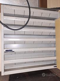 cassettiera in metallo