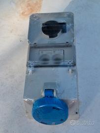 presa interbloccata 220v