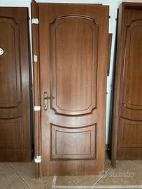 Porte in legno per interni