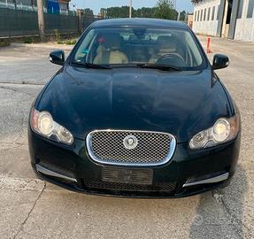 Jaguar xf (2008) 2.7 d 152 kw 5p ricambi usati