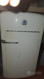 Frigorifero Kelvinator anni 50