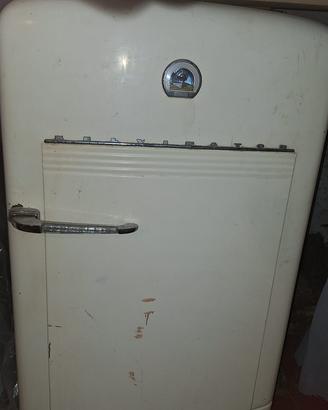 Frigorifero Kelvinator anni 50