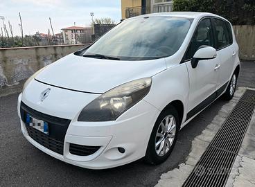 Renault scenic x-mod 