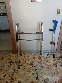 Set deambulatore e stampella ortopedica